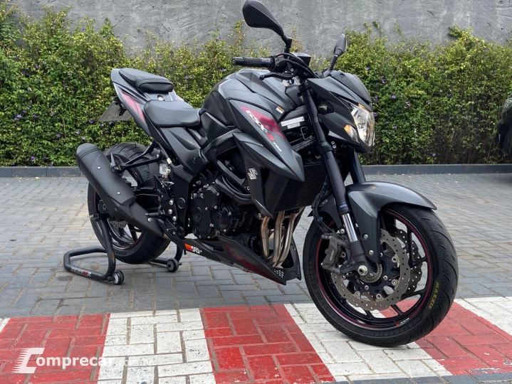 GSX-S 750