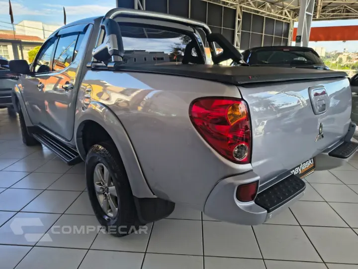 L 200 Triton 3.5 V6 24V 4X4 CABINE DUPLA