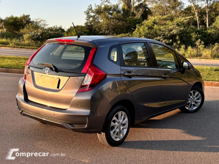 Fit 1.5 16v LX CVT (Flex)