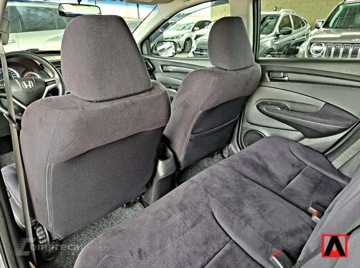 CITY 1.5 LX Sedan 16V