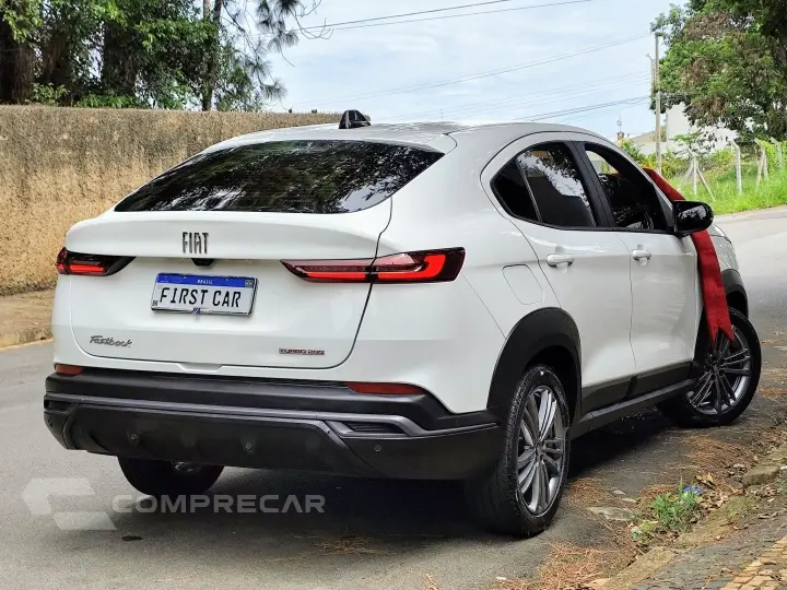 FASTBACK 1.0 TURBO 200 FLEX CVT