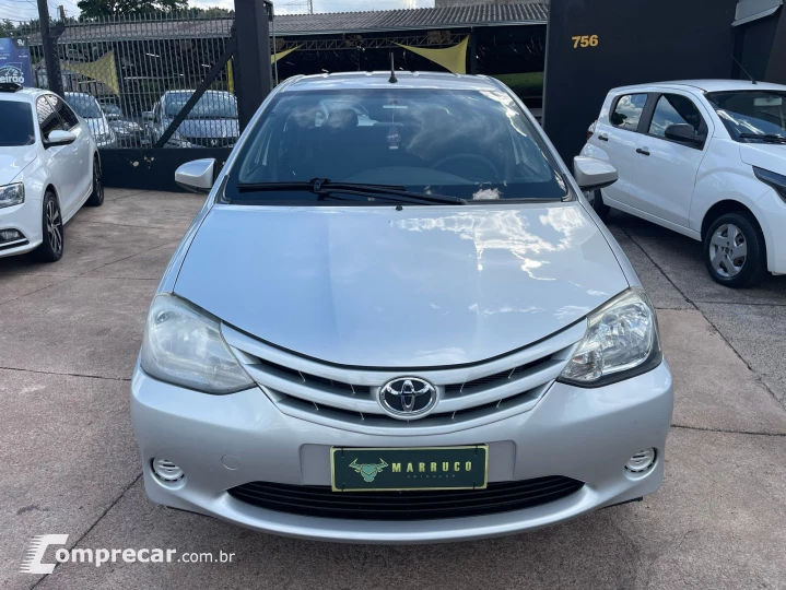 ETIOS 1.5 X Sedan 16V
