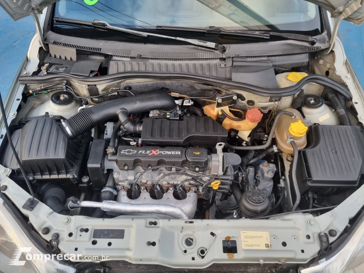 CORSA 1.8 MPFI Maxx Sedan 8V