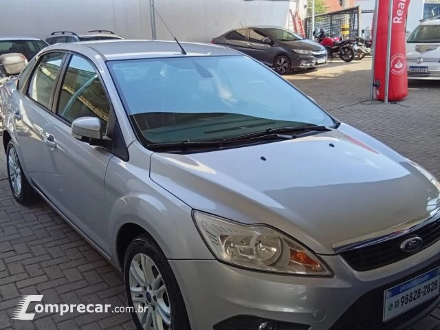 FOCUS SEDAN - 2.0 GLX SEDAN 16V 4P AUTOMÁTICO