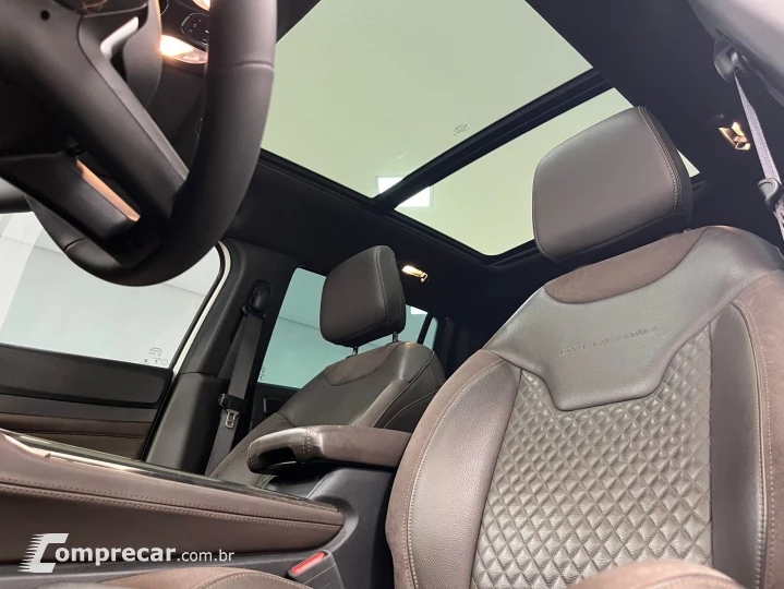 COMMANDER 2.0 Hurricane 4 Turbo Overland