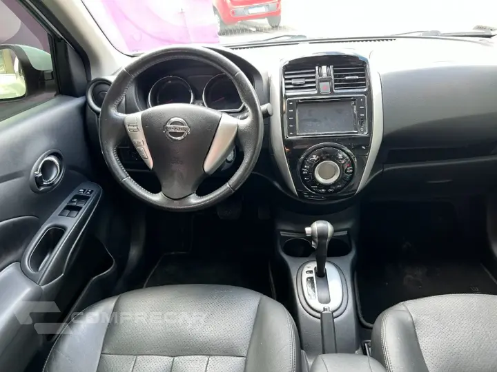 VERSA UNIQUE 1.6 16V FlexStart 4p Aut.