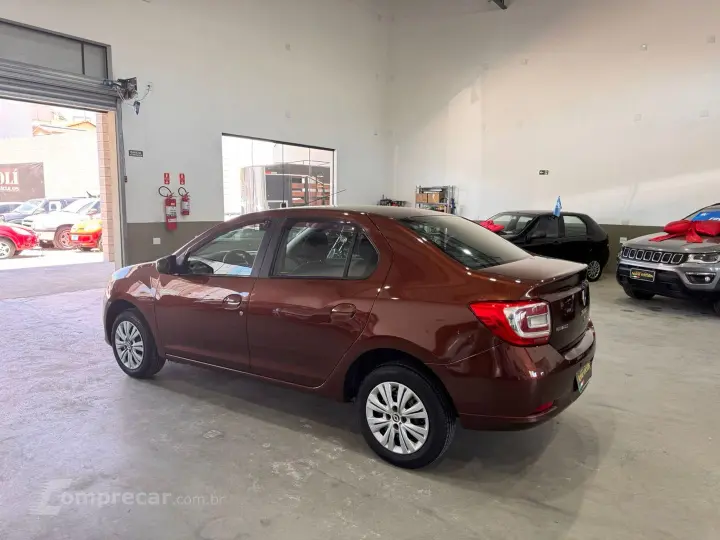 Logan 1.6 Expression 8V Flex 4P Manual