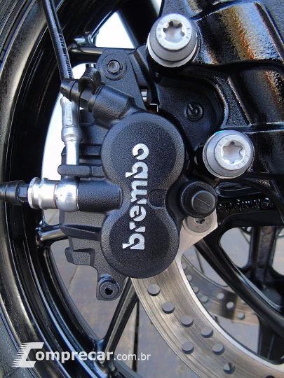 BMW F 750 GS PREMIUM TRIPLE BLACK