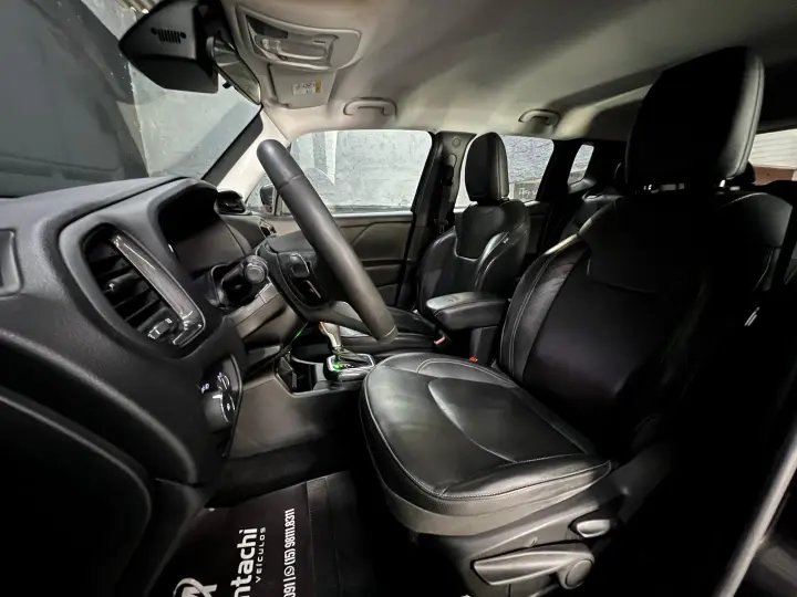 RENEGADE 1.3 T270 TURBO FLEX LONGITUDE AT6