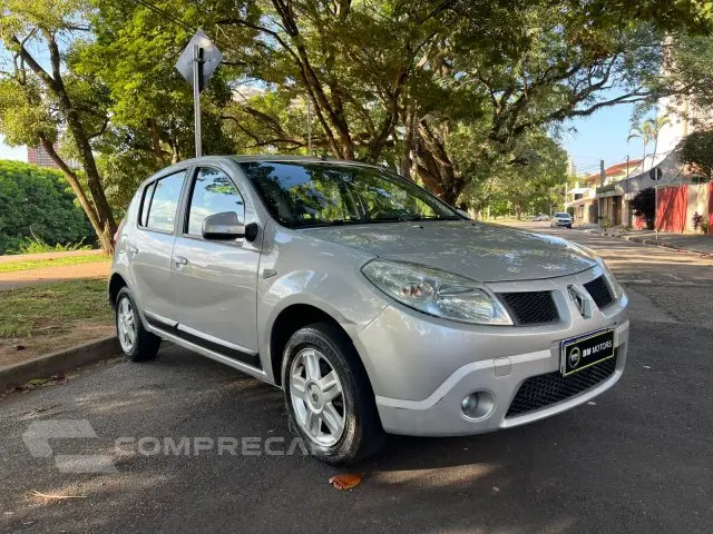 SANDERO - 1.6 PRIVILÉGE 8V 4P MANUAL