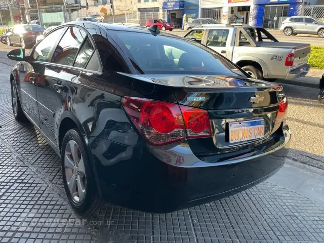 CRUZE SEDAN - 1.8 LT 16V 4P AUTOMÁTICO