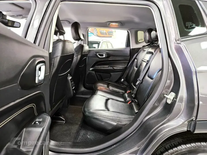 COMPASS LONG. T270 1.3 TB 4x2 Flex Aut.