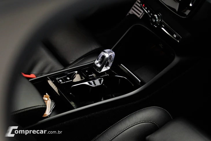 XC40 1.5 T5 Hybrid Inscription Geartronic
