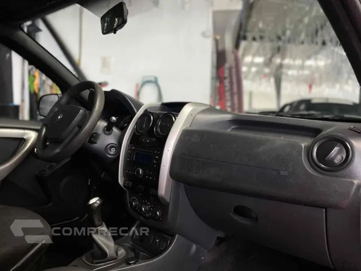 DUSTER 1.6 EXPRESSION 4X2 16V FLEX 4P MANUAL