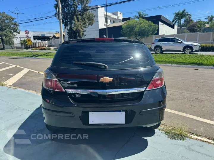 VECTRA 2.0 MPFI GT Hatch 8V