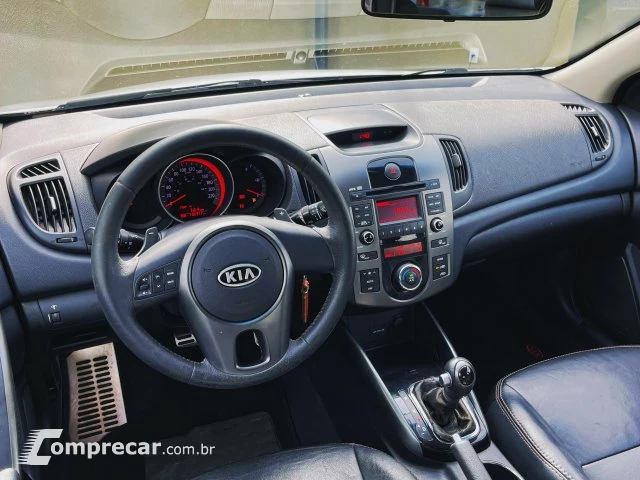 CERATO - 1.6 SX3 16V 4P AUTOMÁTICO