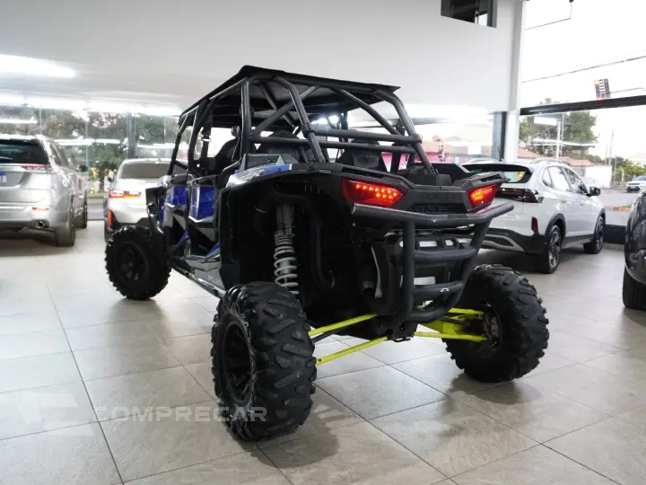 RZR XP 4 1000 4X4 (UTV)