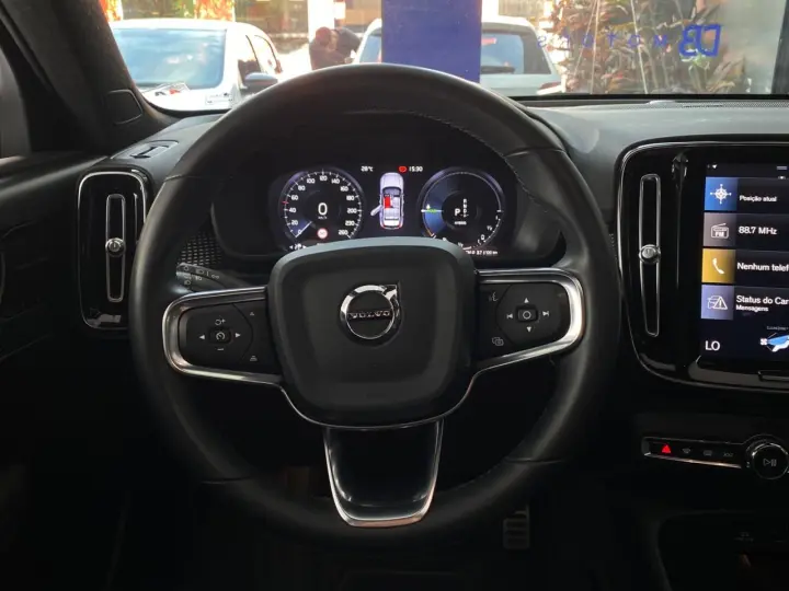 XC40 T5 RDESIGN (HIBRIDO)