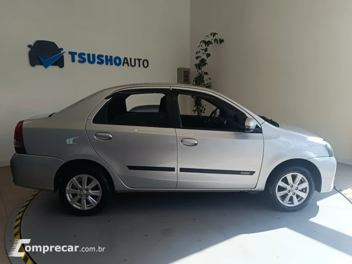 ETIOS 1.5 X PLUS SEDAN 16V 4P AUTOMÁTICO