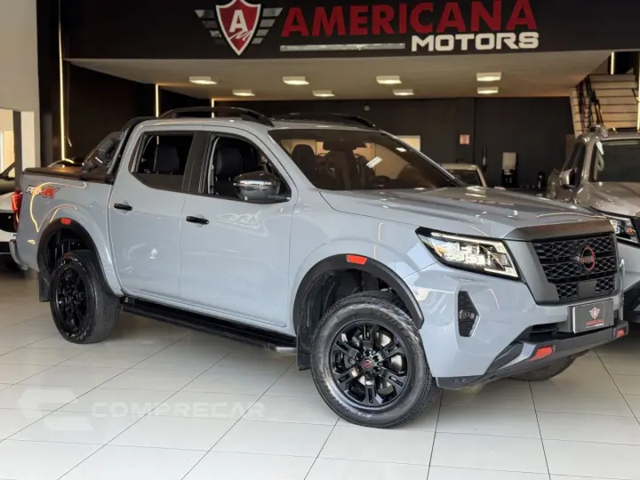 Frontier 2.3 16V PRO4X CABINE DUPLA 4X4 BI-TURBO DIESEL AUTO