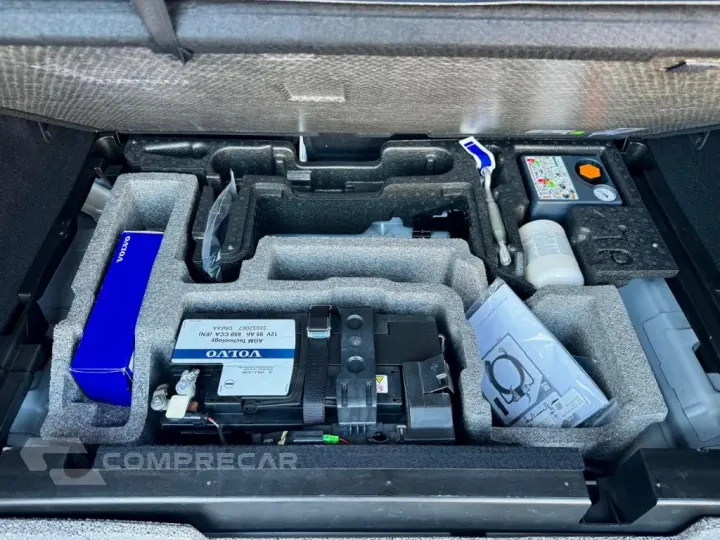 XC60 2.0 T8 RECHARGE POLESTAR ENGINEERED AWD GEARTRONIC