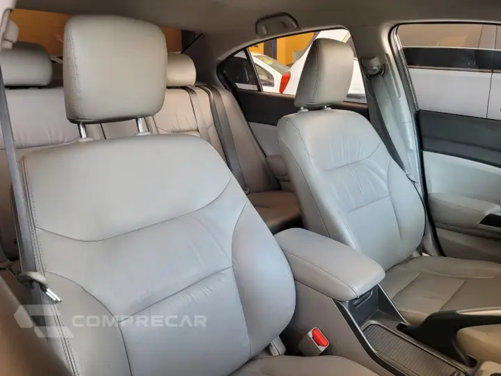 Civic Sedan LXR 2.0 Flexone 16V Aut. 4p
