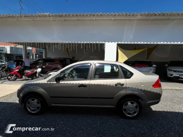 FIESTA 1.6 MPI Trend Sedan 8V