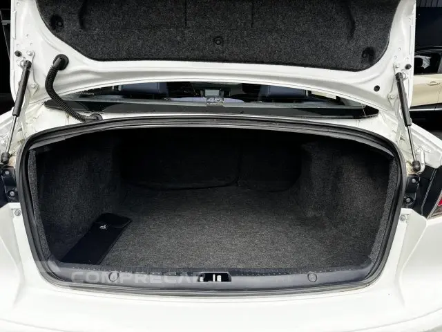 LANCER - 2.0 MT 16V 4P MANUAL