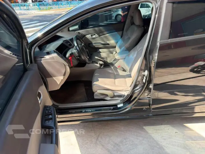 CIVIC LXR