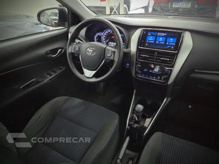 YARIS 1.5 16V FLEX SEDAN XL PLUS TECH MULTIDRIVE