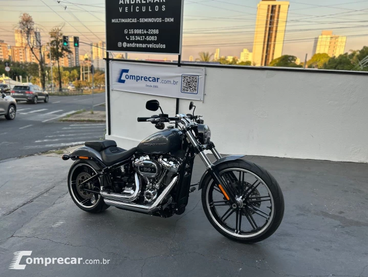 Softail Breakout 114