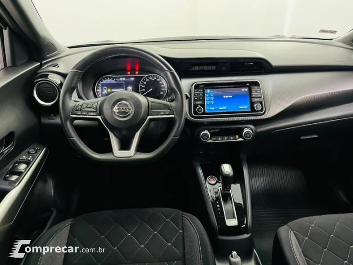 KICKS SV CVT