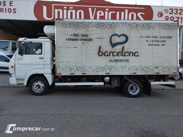 Delivery 10.160 + Baú Refrigerado