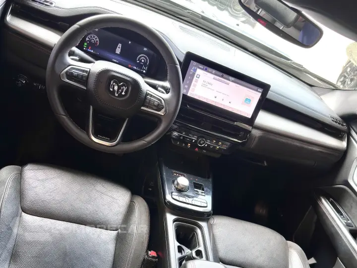 RAMPAGE 2.0 HURRICANE 4 TURBO GASOLINA R/T 4X4 AUTOMÁTICO