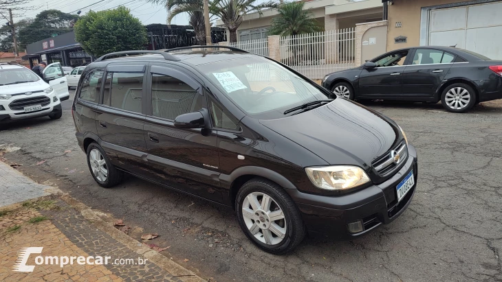 ZAFIRA 2.0 MPFI Elegance 8V