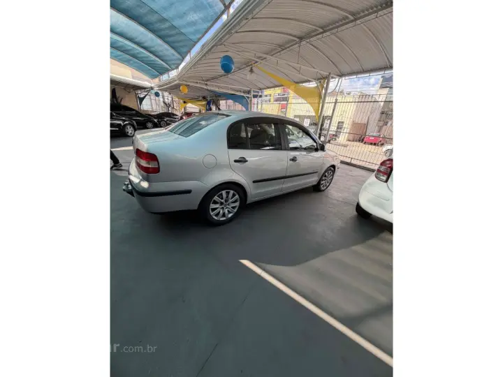 POLO SEDAN 1.6 8V GASOLINA 4P MANUAL