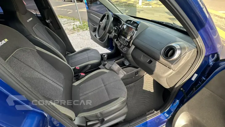 KWID 1.0 12V SCE Outsider