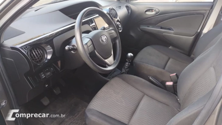 Etios Sedan 1.5 16V 4P FLEX X