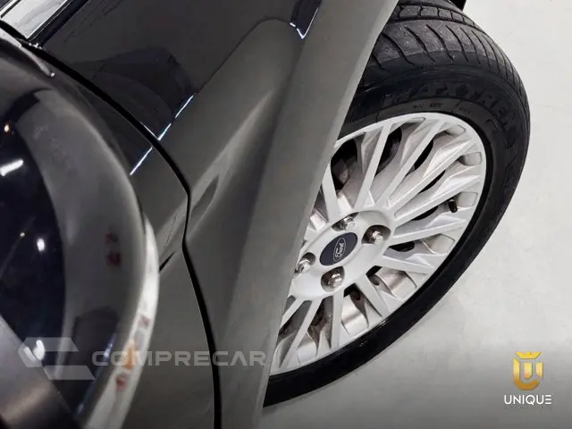 FIESTA SEDAN - 1.6 TITANIUM SEDAN 16V 4P AUTO