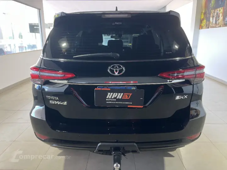 HILUX SW4 2.8 SRX 4X4 7 Lugares 16V Turbo Intercooler