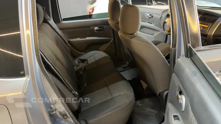LIVINA 1.6 S 16V