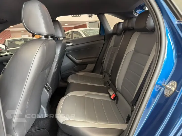 VOLKSWAGEN Nivus Highline 1.0 200 TSI Flex Aut.