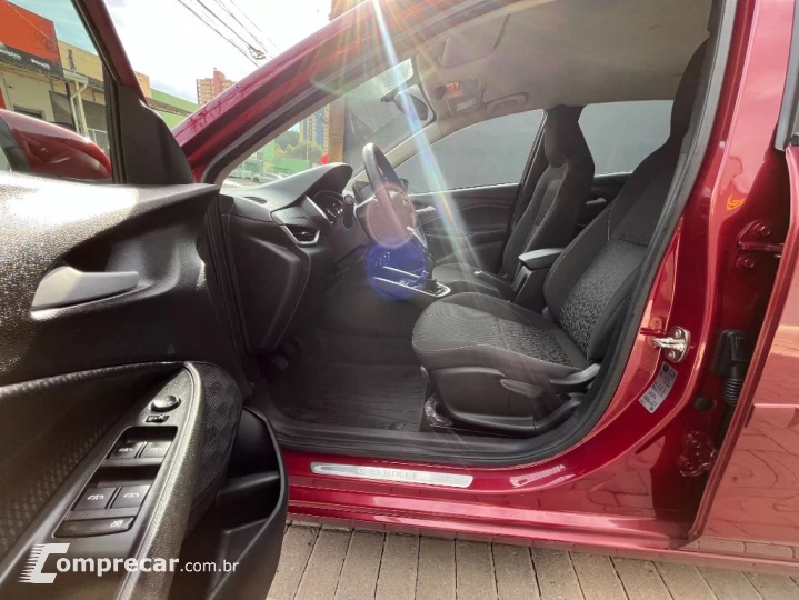 ONIX SEDAN Plus LT 1.0 12V Flex 4p Mec.