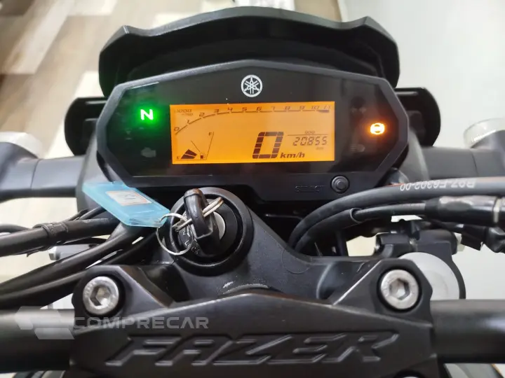 FZ 25 FAZER