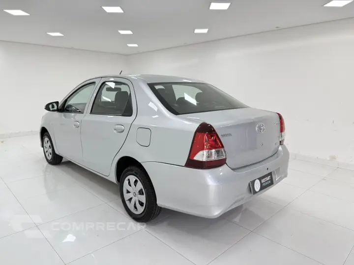ETIOS 1.5 X Sedan 16V