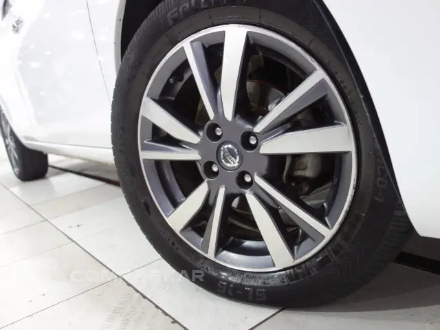 VERSA - 1.6 16V START SL 4P XTRONIC