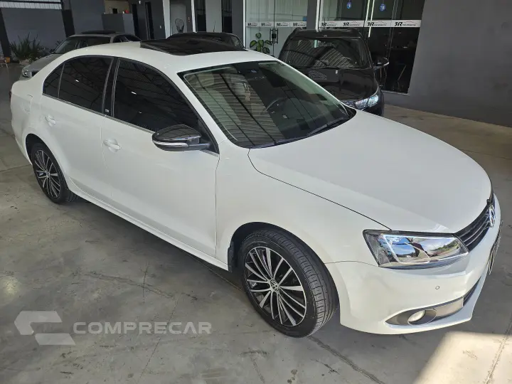 JETTA 2.0 TSI Highline
