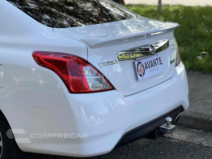 VERSA 1.6 16V FLEX UNIQUE 4P XTRONIC