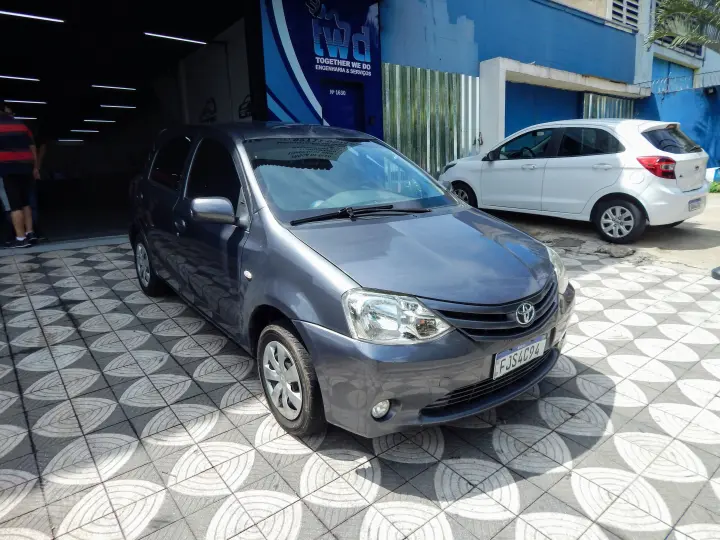 ETIOS 1.3 XS 16V