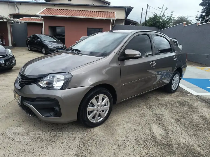 ETIOS 1.5 X Plus Sedan 16V